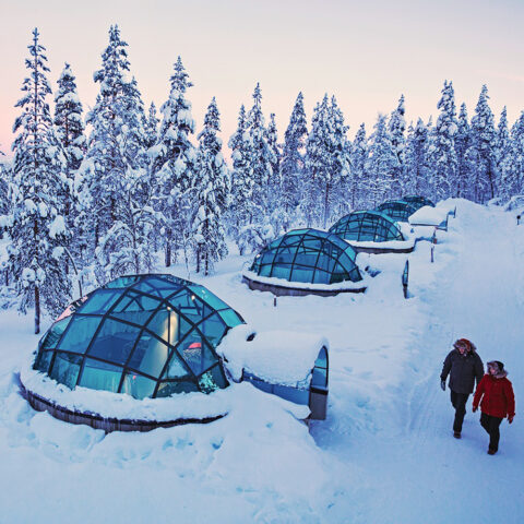 F02ENFI-4. Kakslauttanen-igloo-1-SQUARE